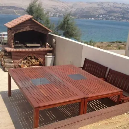 Luxury 4u- Pag Pag Town