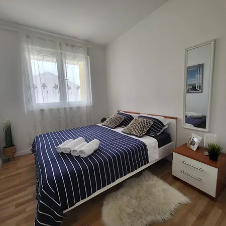 Luxury 4u- Pag Apartamento Pag Town